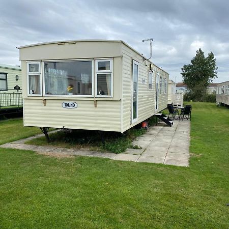 Sunnymede Ingoldmells Fantasy Islands Static Caravan Park Скегнес Екстериор снимка